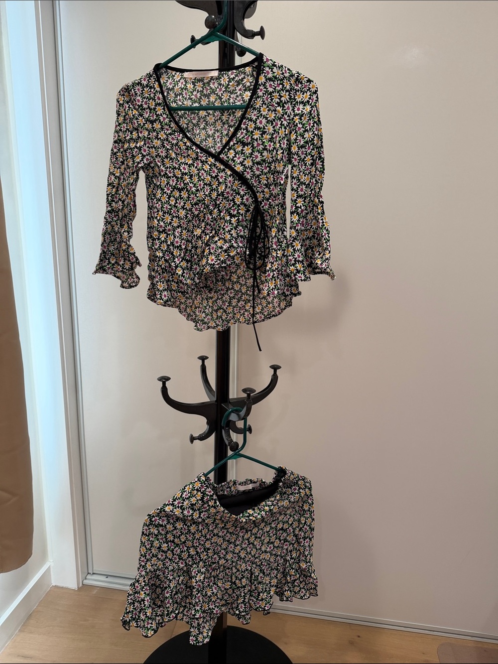 Zara Black Floral Wrap Top with Pink & White Daisies